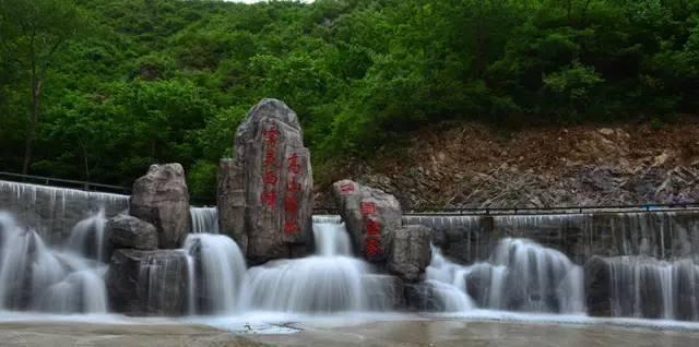 易方达:美国50ETF将于31日开市起至当日10:30停牌